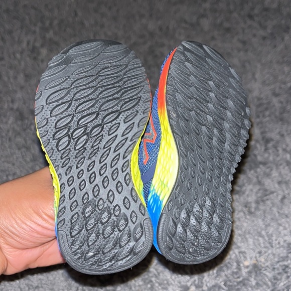 New balance size 4C - Picture 3 of 3